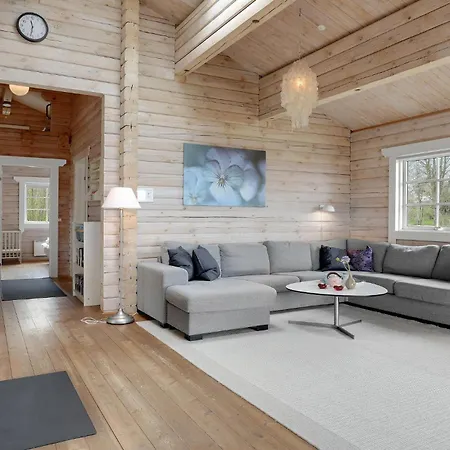 3 Bedroom Gorgeous In בית נופש *