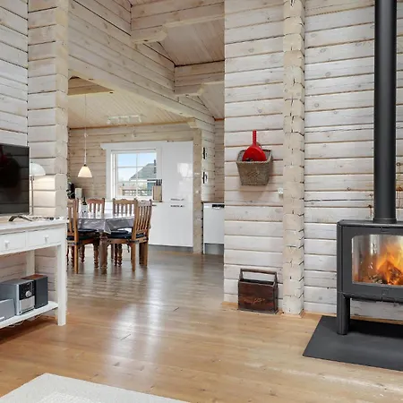 3 Bedroom Gorgeous In Feriehus *