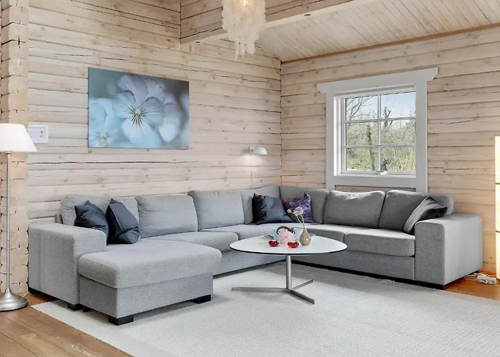 3 Bedroom Gorgeous In Feriehus