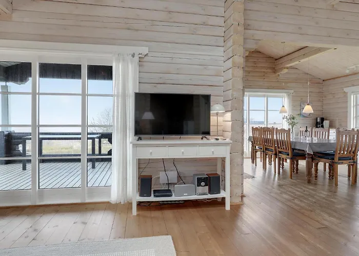 3 Bedroom Gorgeous In * Hasle